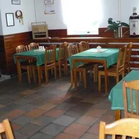 Zemska Brana Hotel 3*